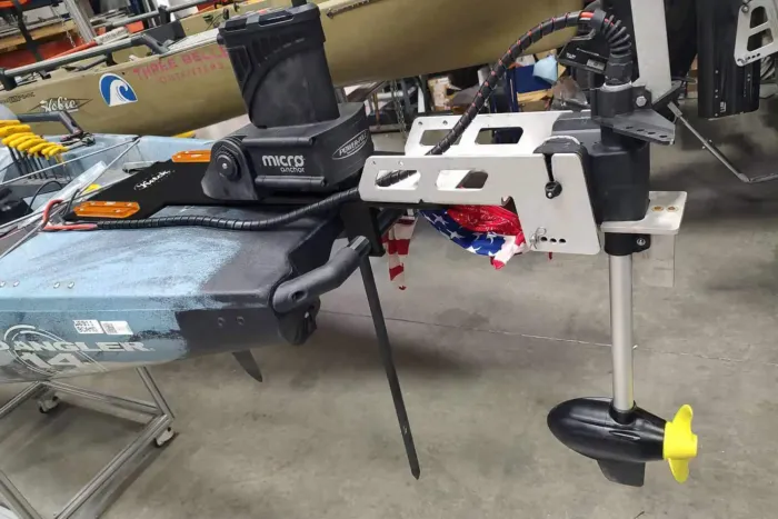 Ketch PA14 Kayak Stern Electric Motor Mount - Midnight Black Anodized - Image 2